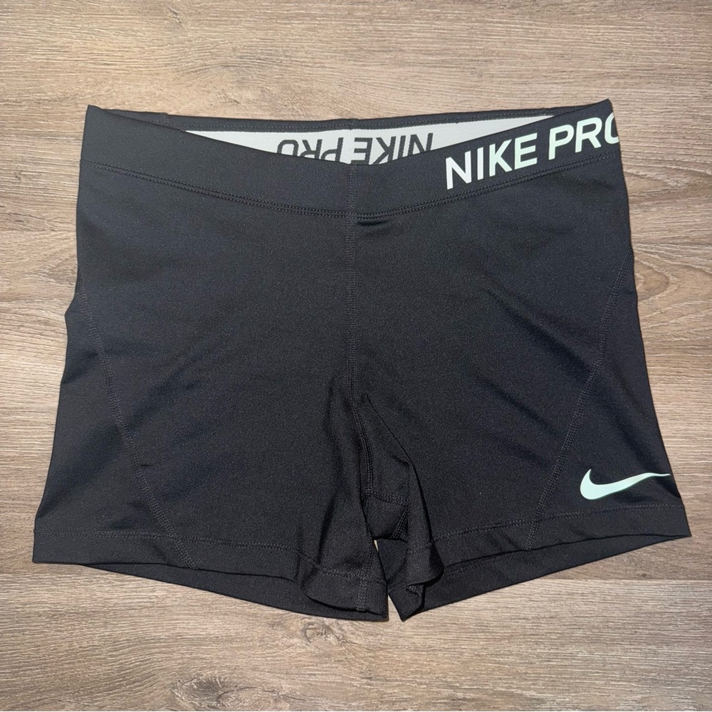 Nike Women's Black Pro Athletic Shorts